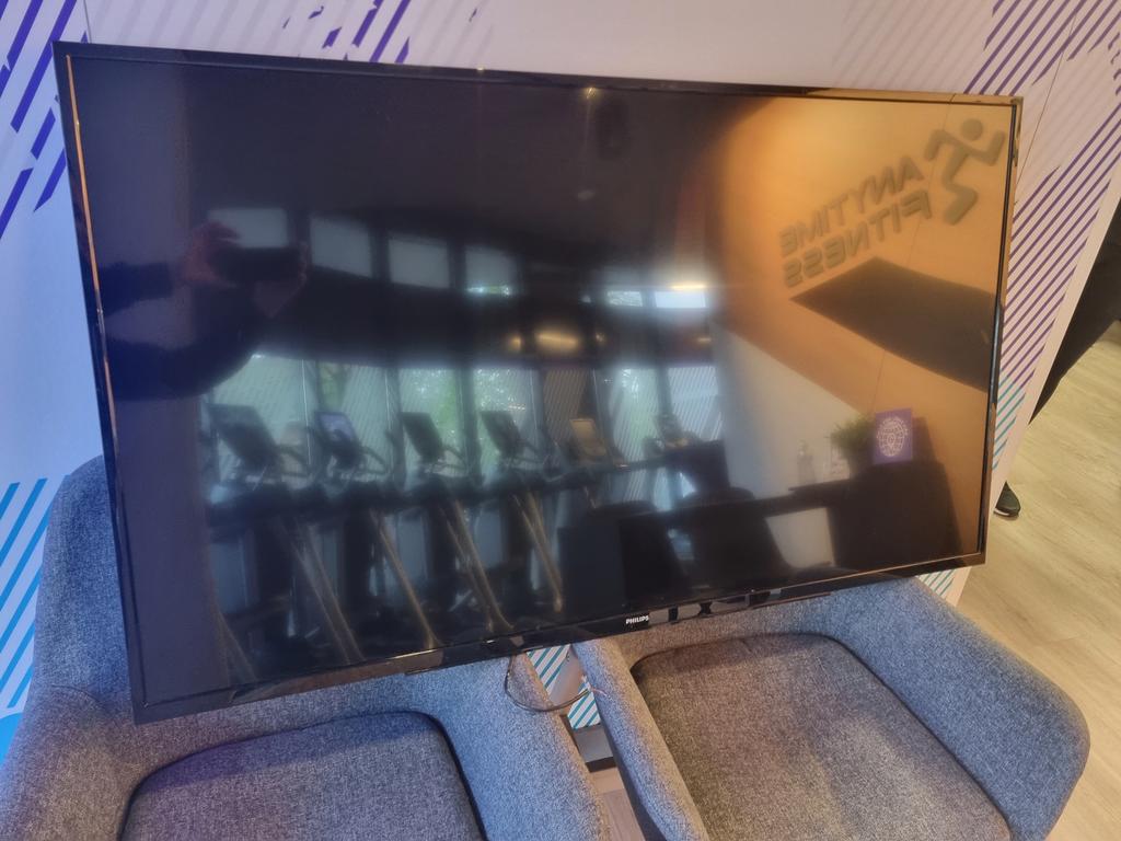 Philips TV 55 inch + Yamaha speaker, Ophalen, Philips, Gebruikt, 50 Hz