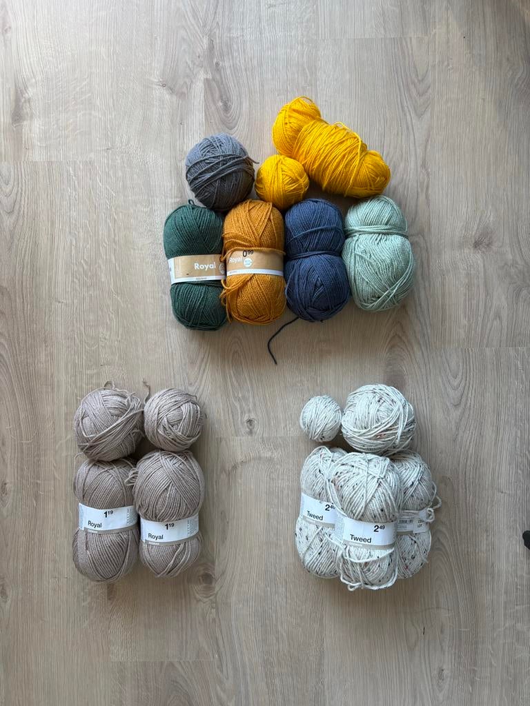 Diverse bollen garen en tweed garen van Zeeman en Royal, Ophalen of Verzenden, Zo goed als nieuw, Breien of Haken, Wol of Garen
