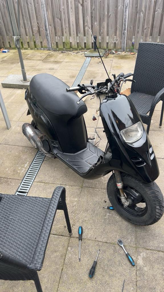Piaggio typhoon 172, Ophalen of Verzenden, Zo goed als nieuw, Tweetakt, Overige modellen