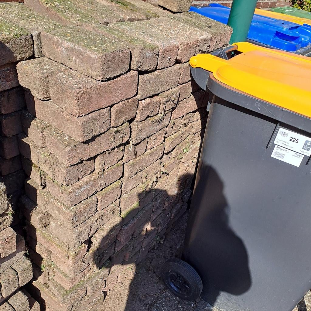 Gratis af te halen: Gebruikte tuinstenen (ca. 250 stuks), Tuin en Terras, Ophalen, Gebruikt, Beton, Klinkers