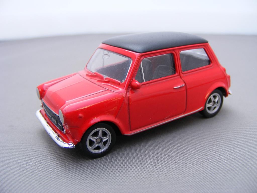 Mini cooper 1300 welly 52299 rood/zwart dak 10 cm, Ophalen of Verzenden, Zo goed als nieuw, Auto