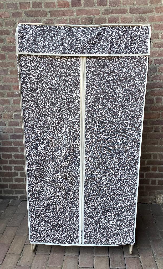 Mottenkast/kledingkast 70's, 150 tot 200 cm, 25 tot 50 cm, Retro of Vintage, Gebruikt
