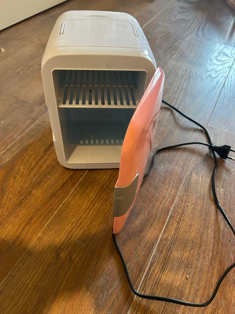 Nagels salon benodigdheden, Ophalen of Verzenden, Gebruikt, Overige typen