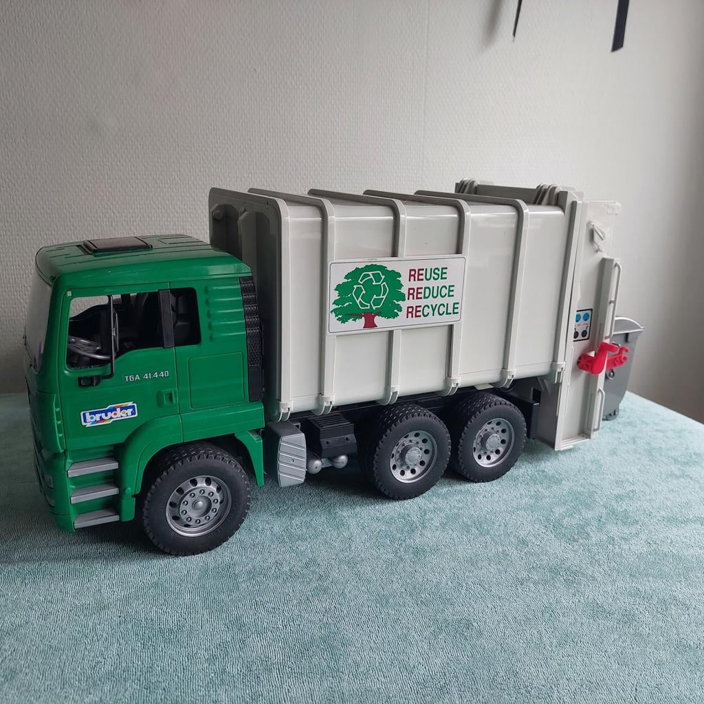 Bruder vuilniswagen, Kinderen en Baby's, Speelgoed | Speelgoedvoertuigen, Ophalen of Verzenden, Gebruikt