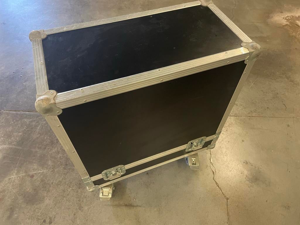 Flightcase 36x66 hoogte=64 fender 2x12 4x10, Ophalen, Gebruikt, Overige instrumenten, Flightcase