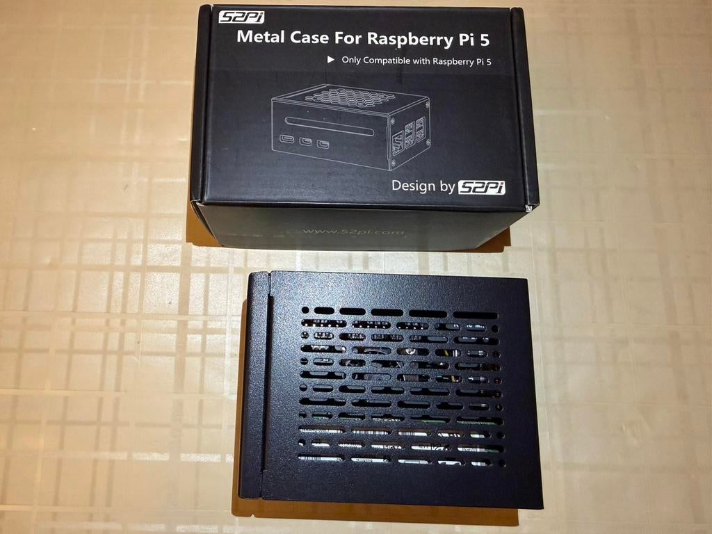 Raspberry Pi 5 – 8GB starterkit + behuizing, fan & SD kaart, Ophalen of Verzenden, Zo goed als nieuw