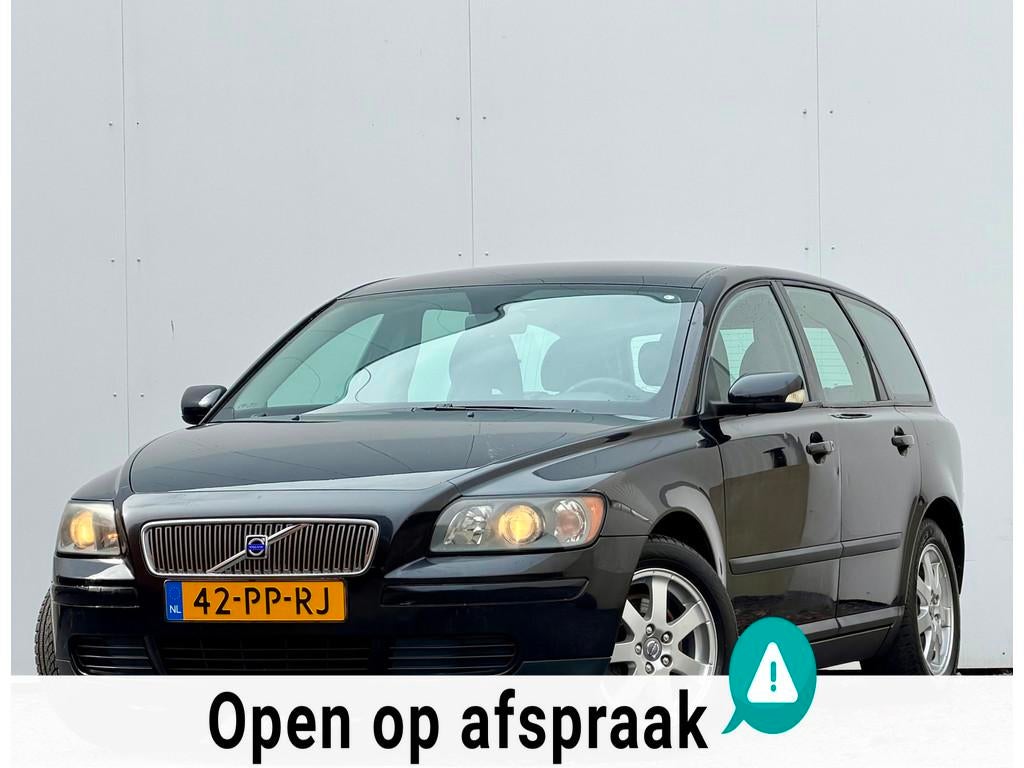 Volvo V50 2.4 | 2004 | Automaat |, Auto's, Stof, Gebruikt, Parkeersensor, Zwart