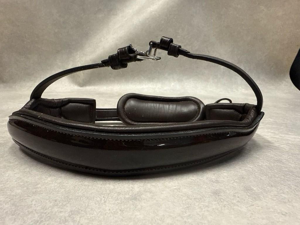 2FitHorses neusriem bruin lak cob, Dieren en Toebehoren, Ophalen of Verzenden, Zo goed als nieuw, Dressuur