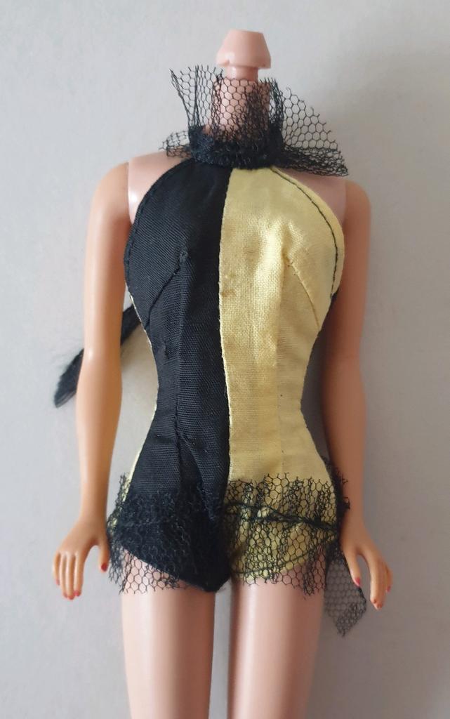 Barbie  pakje, Ophalen of Verzenden, Kleertjes