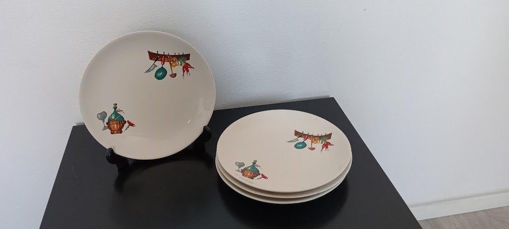 4 Vintage Villeroy & Boch  dinerborden in mooie staat., Gebruikt, Ophalen of Verzenden, Bord(en), Overige stijlen