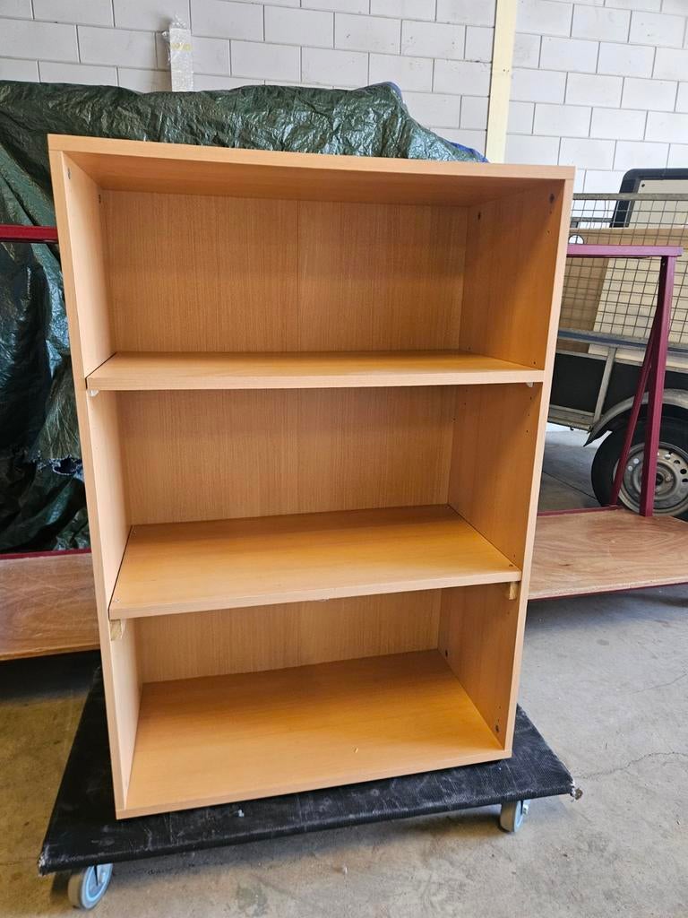 Houten boekenkast met drie planken, Ophalen, 25 tot 50 cm, 150 tot 200 cm