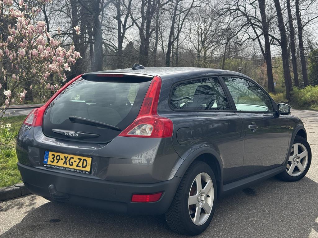Volvo C30 1.6 RIJKLAAR (bj 2007), Auto's, Voorwielaandrijving, 1596 cc, 101 pk, Gebruikt