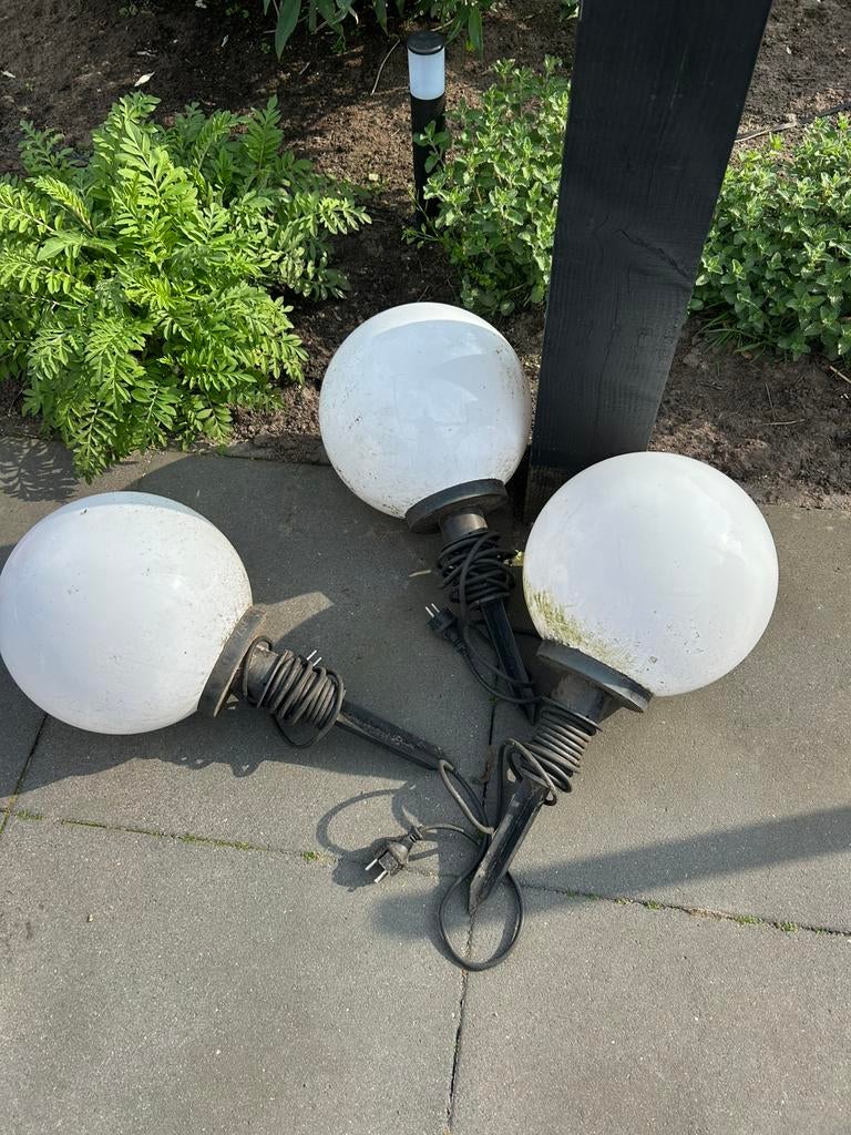 Tuin verlichting 3 bollen, Tuin en Terras, Buitenverlichting, Ophalen, Zo goed als nieuw, Netvoeding, Minder dan 50 watt