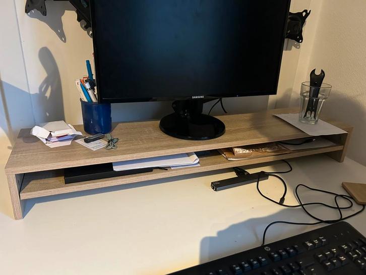 Monitor standaard, Computers en Software, Laptopstandaarden, Zo goed als nieuw, Ophalen