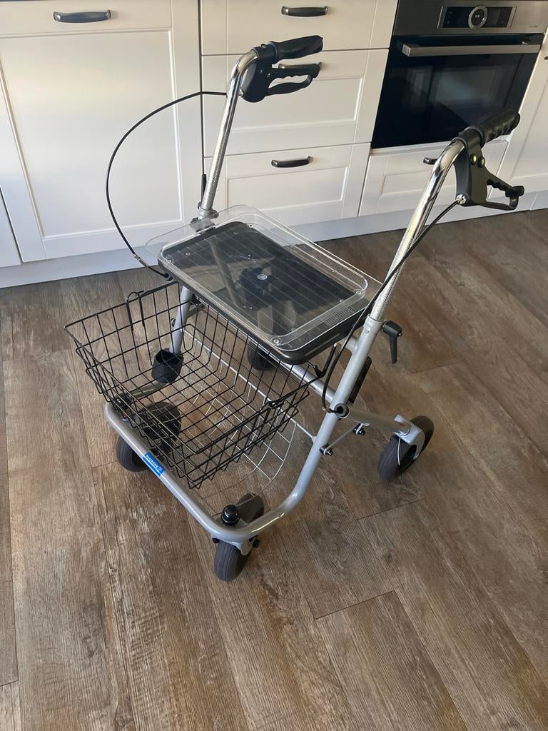 Thuasne Rollator, Diversen, Rollators, Ophalen, Opvouwbaar, Zo goed als nieuw