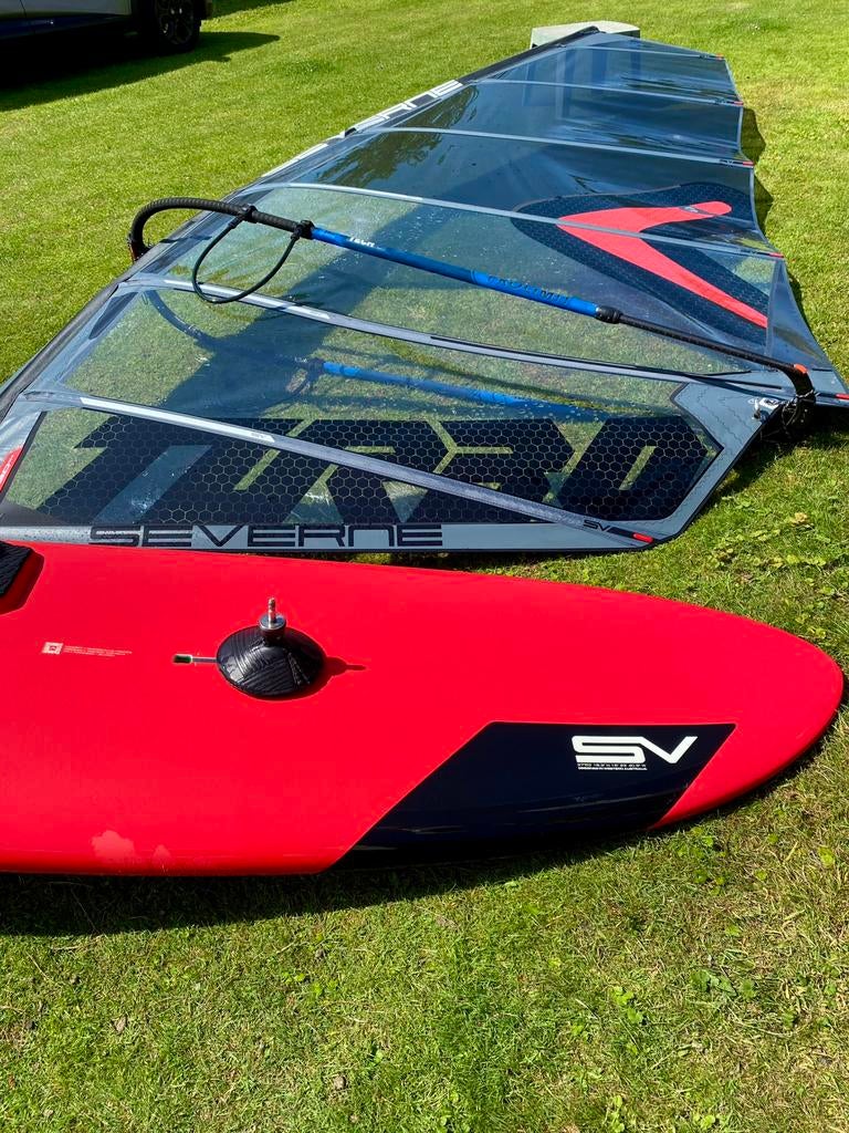 Serverne Turbo GT 2024 7.5 Freeride windsurf zeil, Ophalen, 250 tot 300 cm, Met draagtas, 7 m² of meer