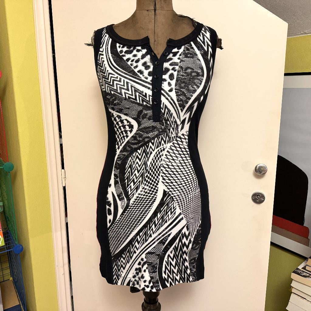 Marc Cain Sports jurkje Mt 3 = 38, Kleding | Dames, Maat 38/40 (M), Verzenden, Zwart, Knielengte