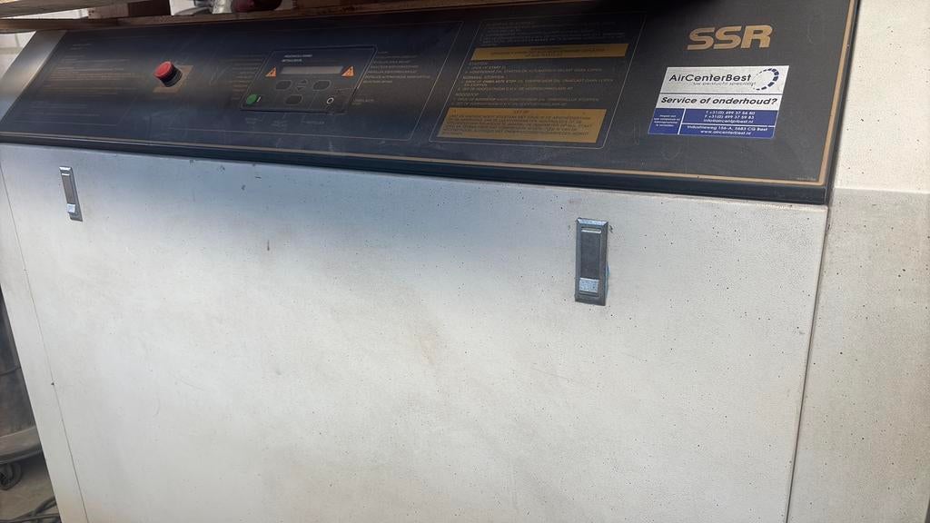 Schroefcompressor Ingersol Rand  22 kw ssr, Zakelijke goederen, Machines en Bouw | Pompen en Compressoren, Ophalen