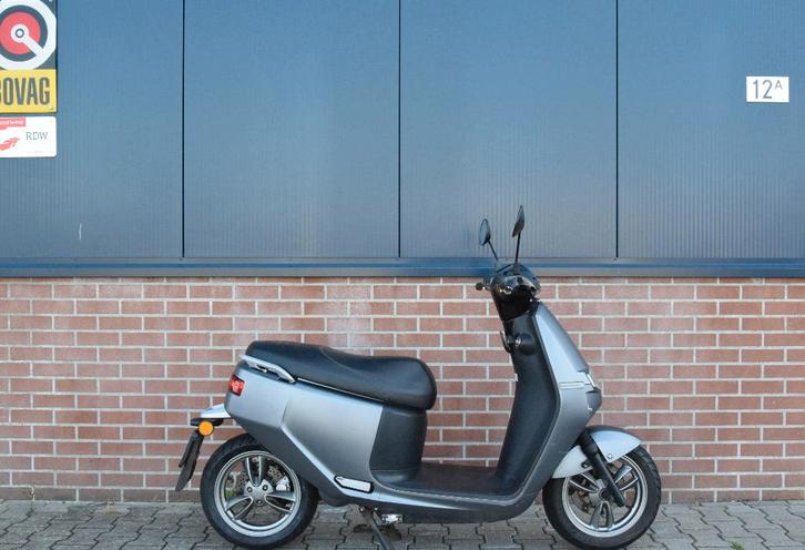 Ecooter E2, Fietsen en Brommers, Scooters | Overige merken, Gebruikt, Maximaal 45 km/u, Elektrisch, Ophalen