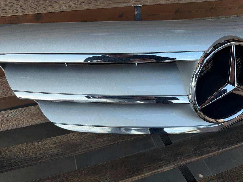 Mercedes B-klasse W245 Grill (eerste model) nieuw!, Auto-onderdelen, Voor, Mercedes-Benz, Nieuw, Ophalen of Verzenden