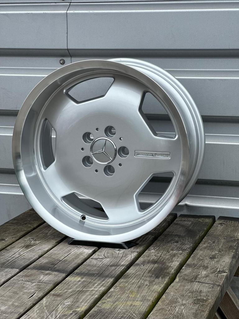 18 inch MERCEDES 190 200E AMG LOOK Sportvelgen 190 W124, 18 inch, 2525LV, Velg(en), Nieuw