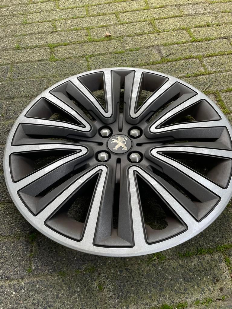 Set originele Peugeot wieldoppen, Auto diversen, Wieldoppen, Ophalen of Verzenden, Zo goed als nieuw