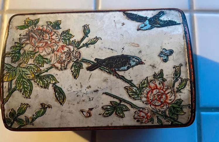 Vintage Oud Blikje met Bloemen en Vogels - 12x7x7 cm, Verzamelen, Blikken, Ophalen of Verzenden, Gebruikt, Overige