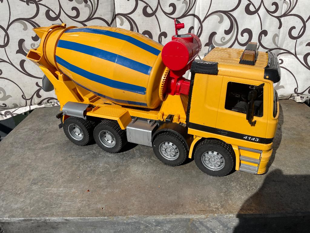 Cementwagen merk Bruder, Ophalen of Verzenden, Gebruikt