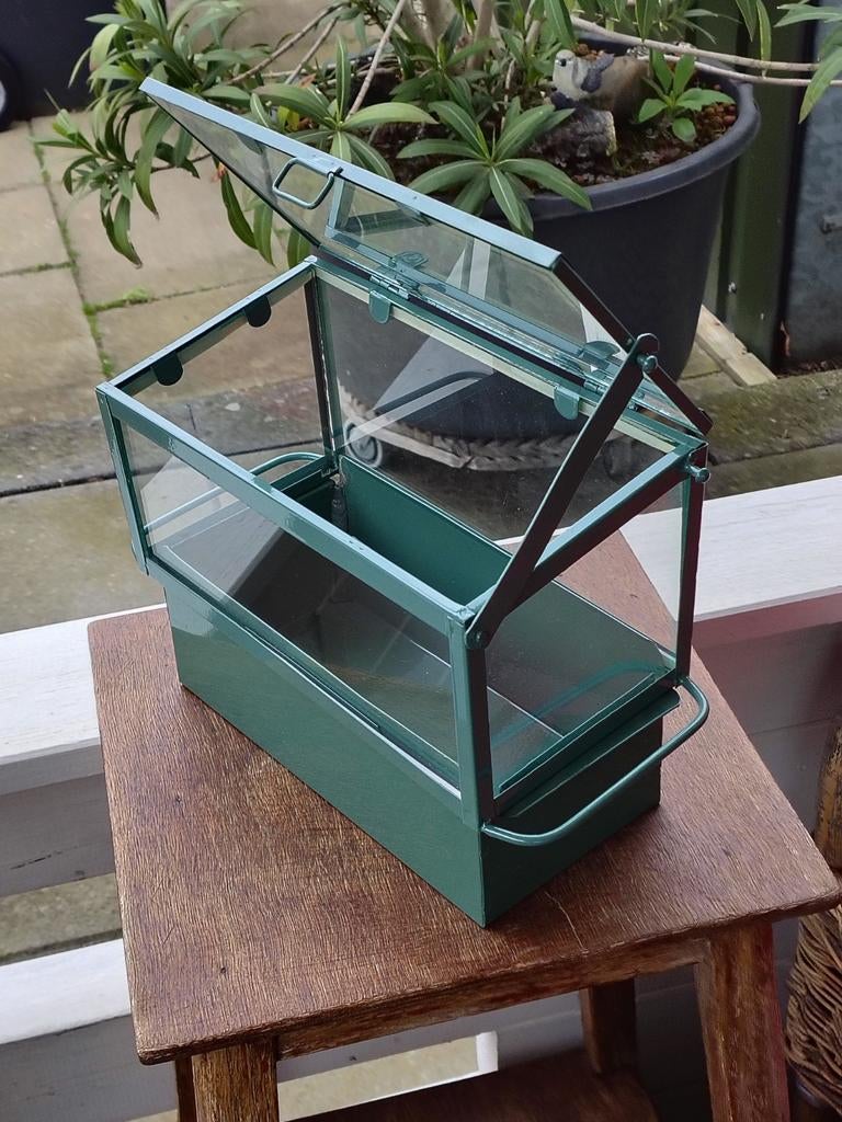 Zaaibakje, Ophalen of Verzenden, Zo goed als nieuw