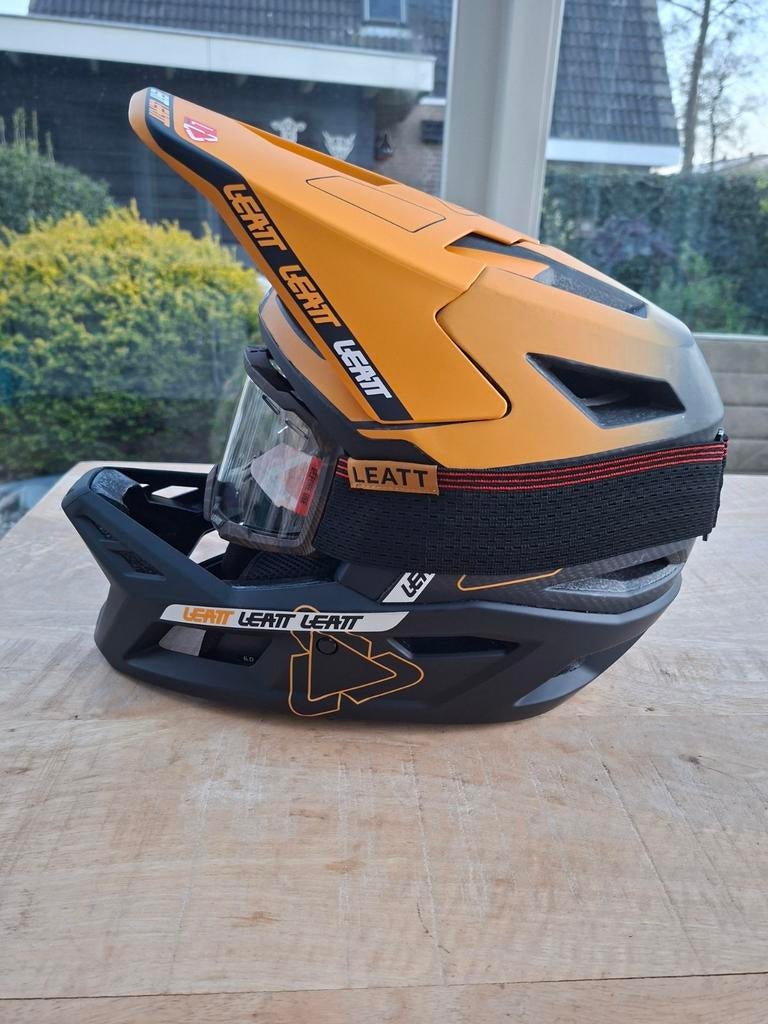 Leatt MTB Gravity 6.0 Carbon helm met Velocity 4.0 bril, Overige merken, Nieuw, Ophalen of Verzenden, L