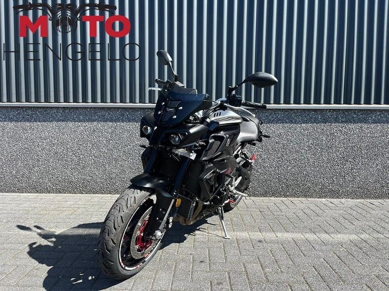 Yamaha MT-10 ABS (bj 2016), Klantenservice@yamaha-motor.nl, Koolhovenlaan 101
1119 NC  Schiphol-Rijk, NL, Naked bike, Yamaha Motor Europe N.V.