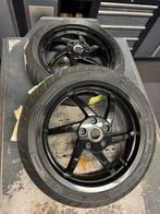 Vespa Gts 13 inch set NIEUW VESPA GTS 300 310 velgen wielen, Ophalen of Verzenden, Zo goed als nieuw, Overige typen