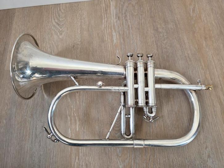 Courtois AC157 Flugelhorn - Gebruikt, Muziek en Instrumenten, Blaasinstrumenten | Trompetten, Gebruikt, Met koffer, Ophalen of Verzenden