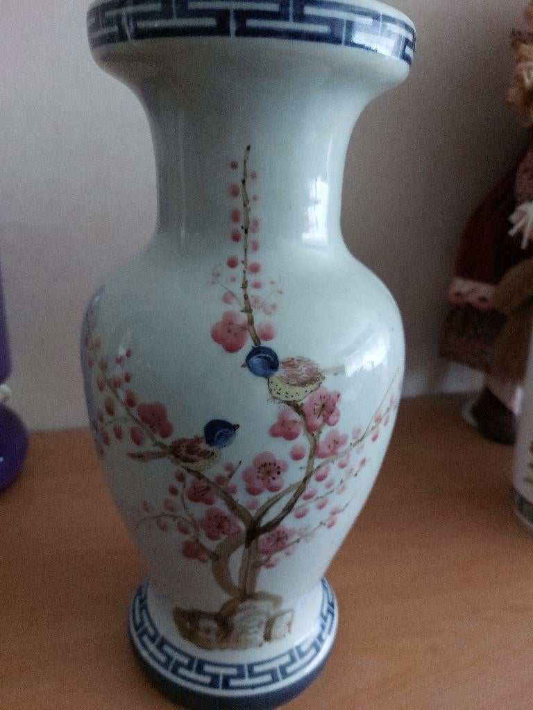 Orientale vaas te koop, Ophalen