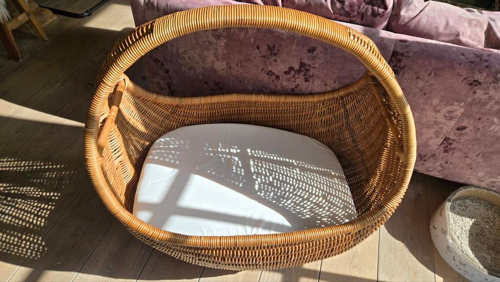 Baby wieg rotan, Kinderen en Baby's, Babywiegjes en Ledikanten, Ophalen of Verzenden, Wieg