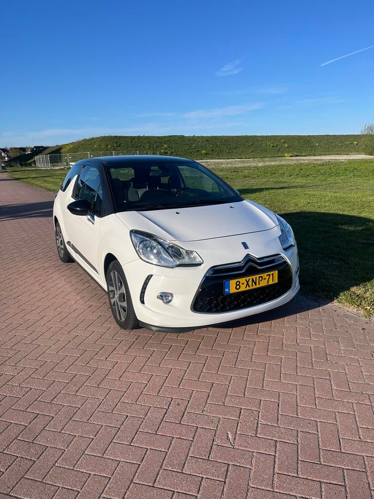 Citroën DS3 1.2 VTI 2014 Wit (AUTOMAAT), Auto's, Citroën, Particulier, DS3, Benzine, A, Hatchback, Automaat, Origineel Nederlands