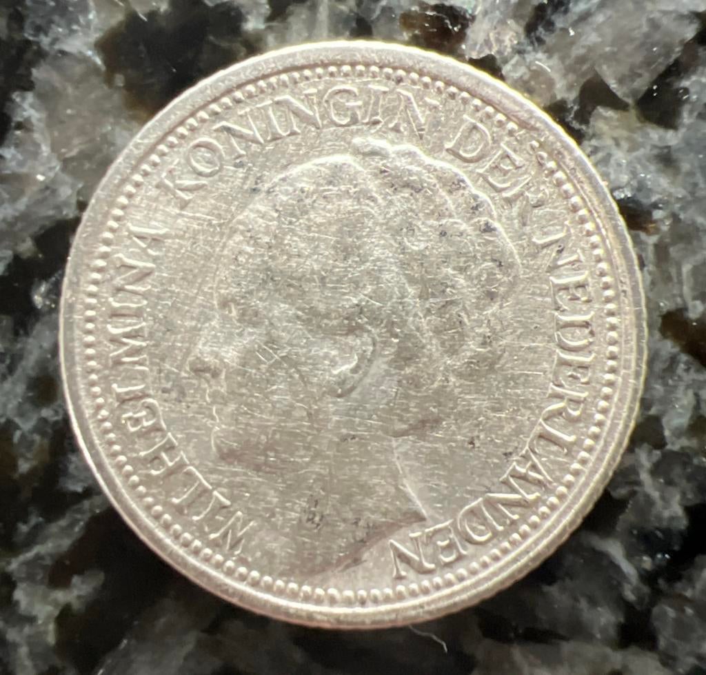 Zilveren 10 cent munt 1941 - Koningin Wilhelmina, Postzegels en Munten, Zilver, Ophalen of Verzenden, 10 cent, Koningin Wilhelmina