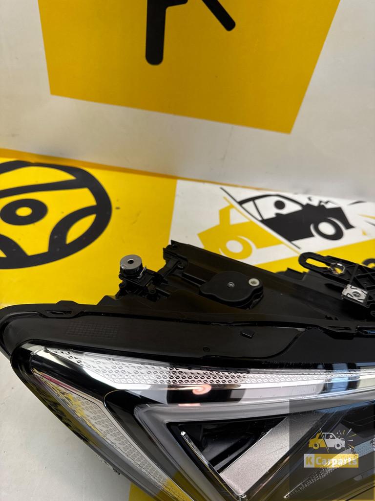 , Seat Leon IV 4 CUPRA Koplamp rechts 5FB941036B LAMP, Auto-onderdelen, Verlichting, Gebruikt, Autovia A-2, Km 585 585
08760  Martorell, ES