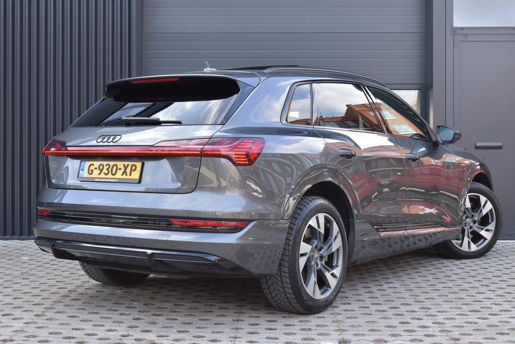 Audi E-tron E-tron 50 quattro S-LINE BLACK OPTIC | 91.7% SOH, Auto's, Audi, Automaat, Origineel Nederlands, Vierwielaandrijving