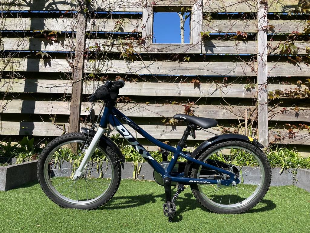 Mooie pucky kinderfiets in goede staat, Fietsen en Brommers, Fietsen | Kinderfietsjes, Ophalen, Zo goed als nieuw, Minder dan 16 inch