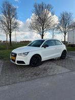 Audi A1 1.2 Tfsi 63KW 2011 Wit, Auto's, Voorwielaandrijving, Stof, Zwart, 4 cilinders