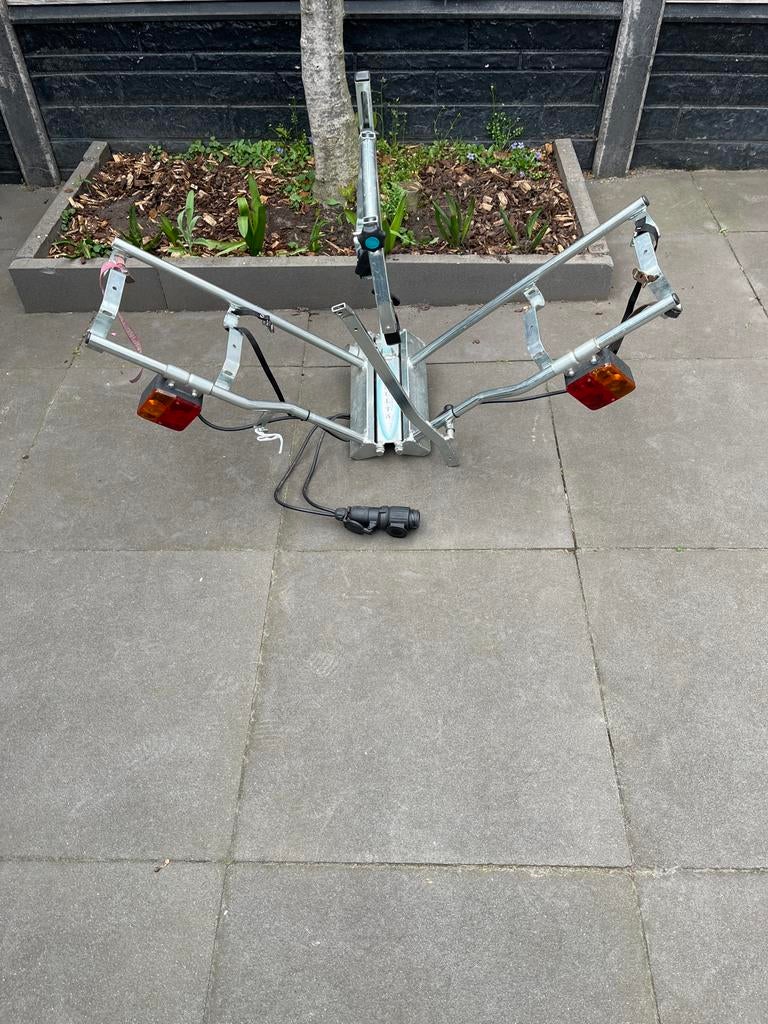 Multa inklapbare fietsendrager voor trekhaak, Auto diversen, Fietsendragers, Gebruikt, Trekhaakdrager, 2 fietsen, Ophalen