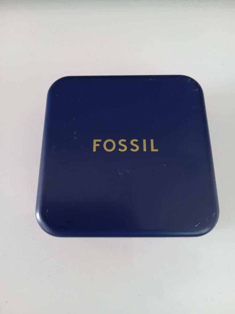 Fossil blauw blikje, Ophalen of Verzenden, Gebruikt, Staal