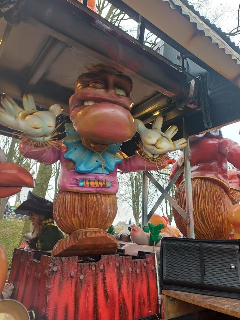 Kleinere vogelverschrikker voor carnavalswagen, Hobby en Vrije tijd, Feestartikelen, Ophalen, Zo goed als nieuw, Feestartikel