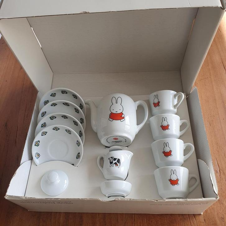 Nijntje kinder  theeserviesje Miffy, Huis en Inrichting, Keuken | Servies, Kop(pen) en/of Schotel(s), Overige stijlen, Porselein