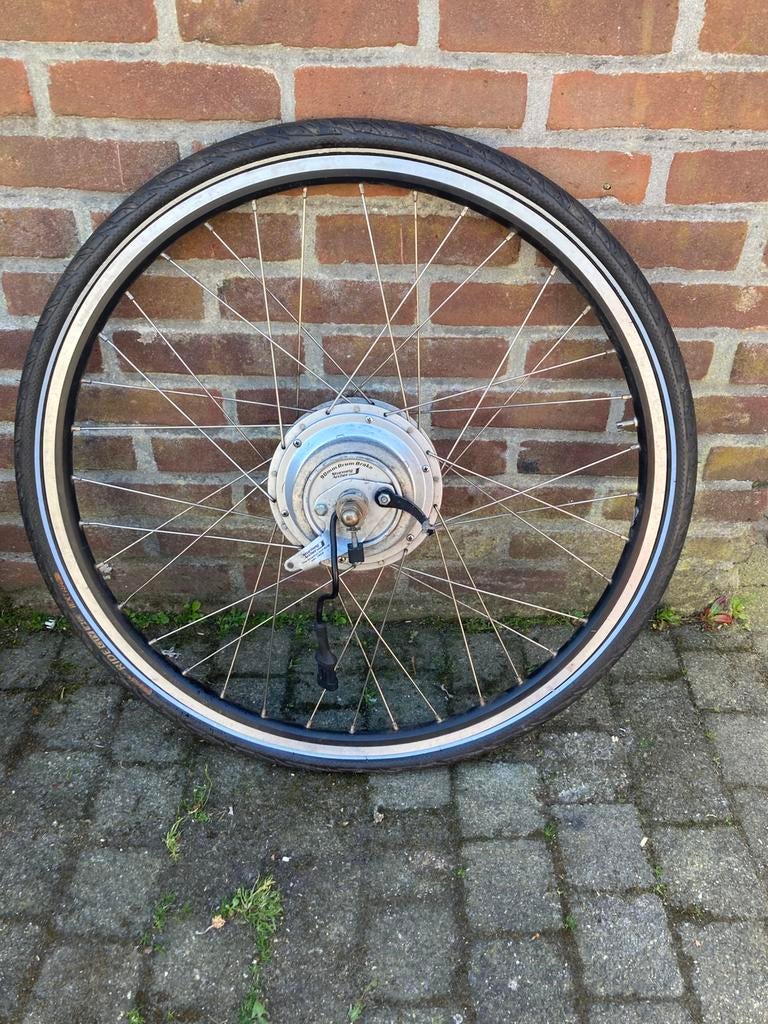 10 fietswielen incl. achterwiel met motor (1 koop!), Ophalen, Gebruikt, Elektrische fiets, Wiel