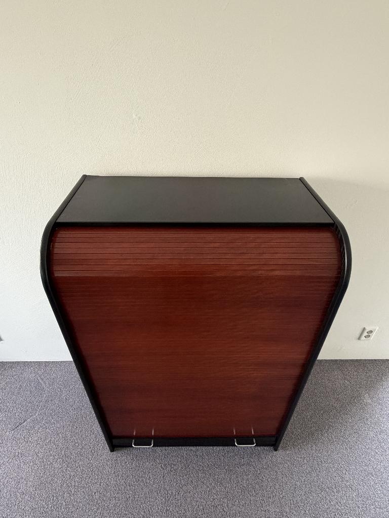 Houten rolluikkast 88x130 zwart strak modern design, Huis en Inrichting, Kasten | Roldeurkasten en Archiefkasten, Ophalen, Gebruikt