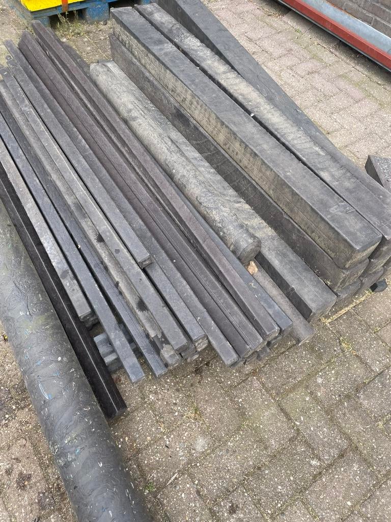 Partij gerecycled kunststof palen, Tuin en Terras, Palen, Balken en Planken, Ophalen, Minder dan 180 cm, Palen