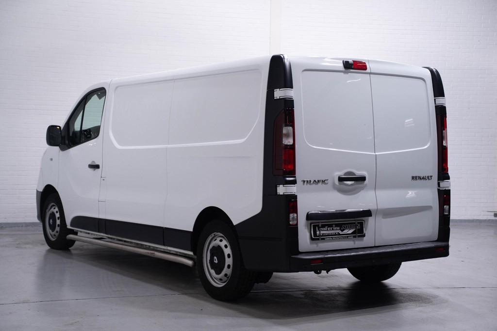 Renault Trafic 1.6 dCi 125 pk L2H1 Airco, Camera, Laadruimte, Voorwielaandrijving, 4 cilinders, 2000 kg, Wit