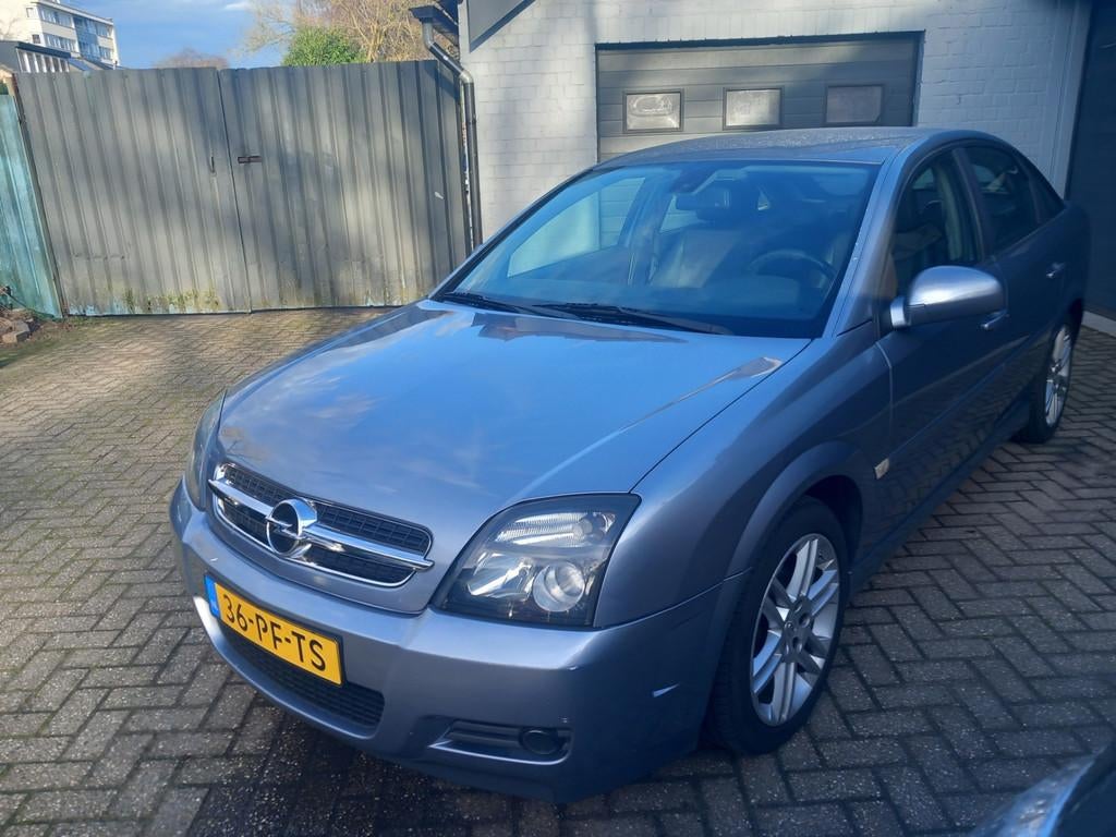 Opel Vectra GTS 2.2-16V Elegance,Airco,Trekhaak,Lichtmetalen, Auto's, Voorwielaandrijving, Gebruikt, 715 kg, Vectra